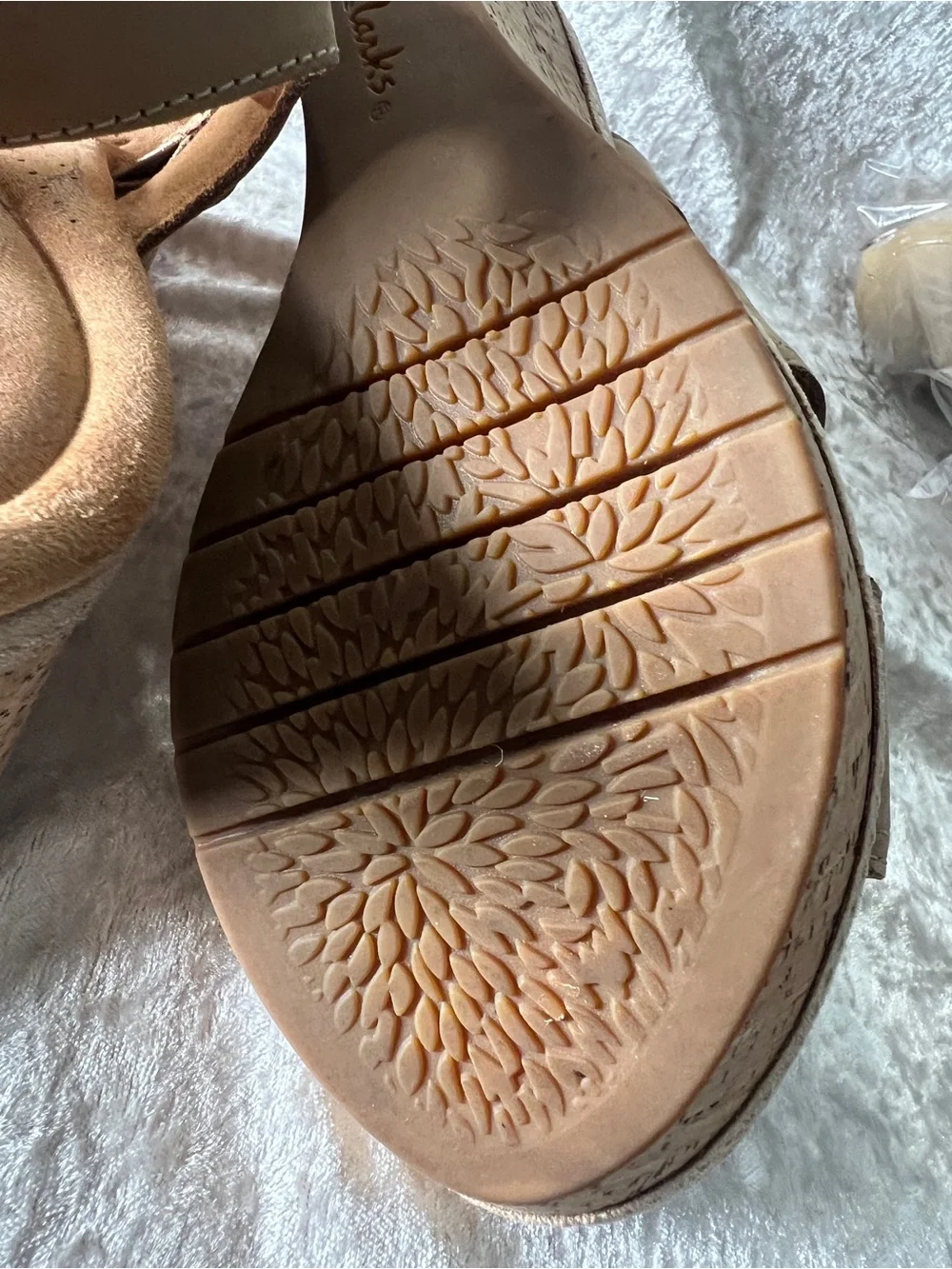Clarks soft tan